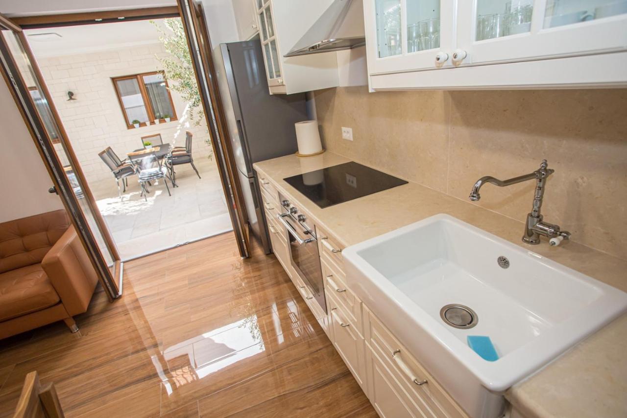 Holiday Home Camellia Poreč Eksteriør bilde