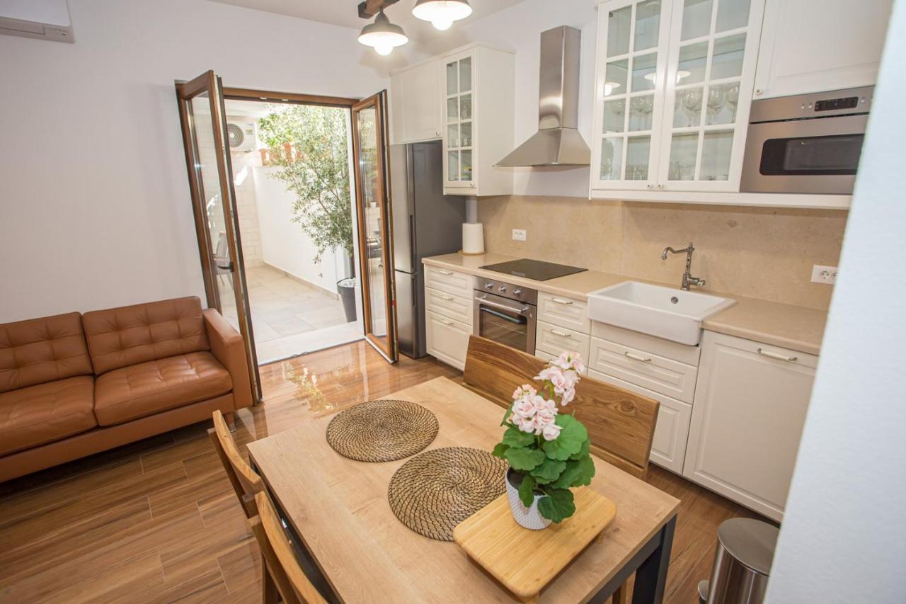 Holiday Home Camellia Poreč Eksteriør bilde