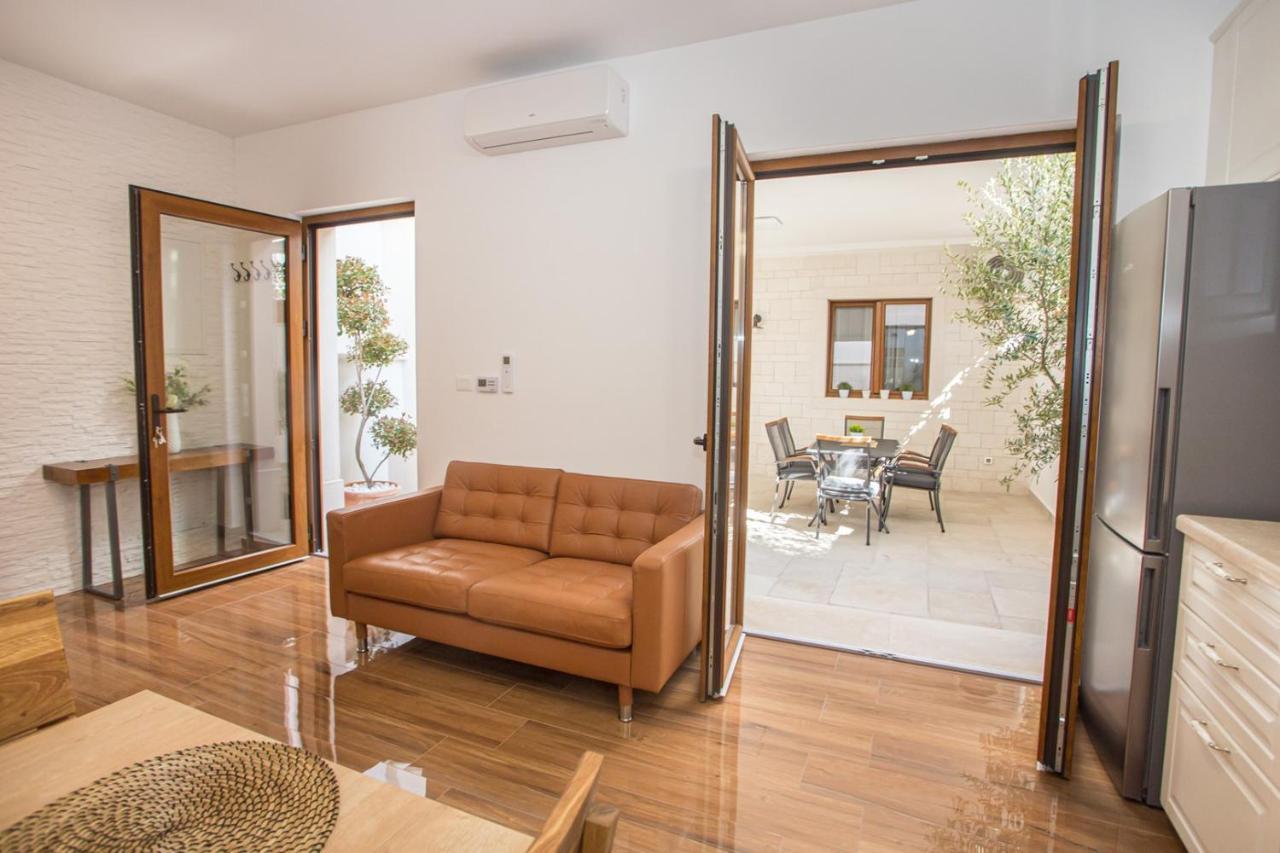 Holiday Home Camellia Poreč Eksteriør bilde